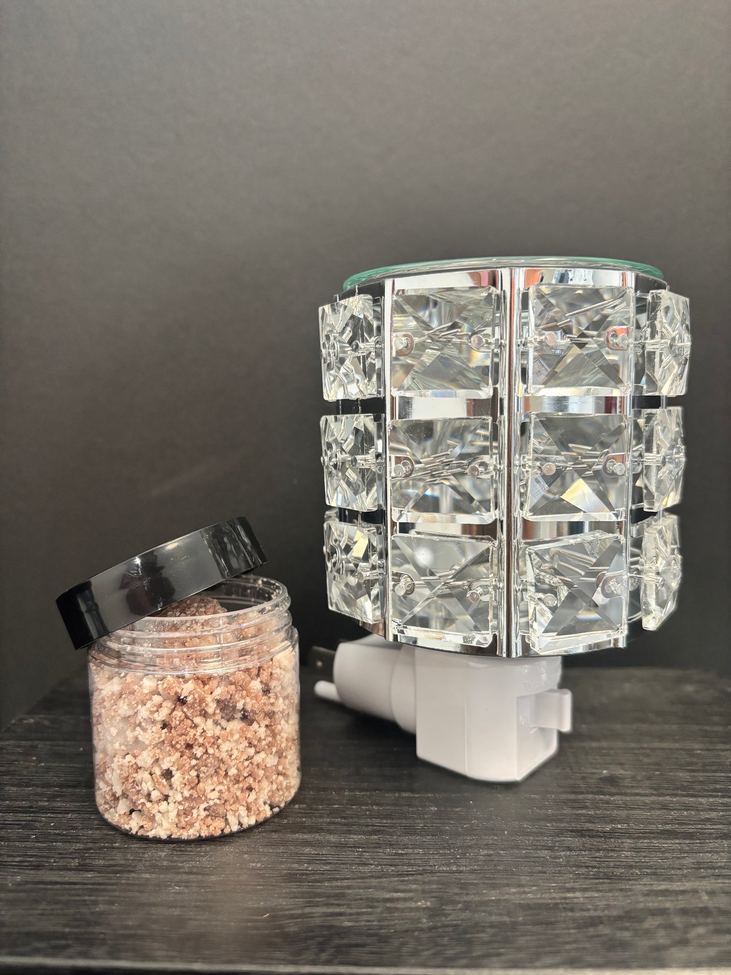 Clear Wax Warmer with Free 2oz Wax Crumble